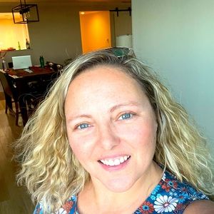 Meet your Posher, Becky